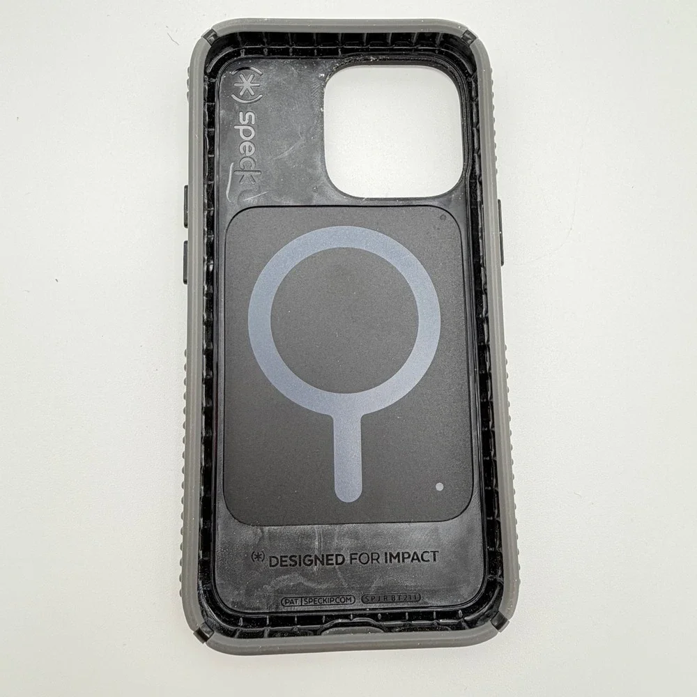 Speck Phone Case iPhone 13 Pro 6.1 MagSafe‎ Presidio2 Grip